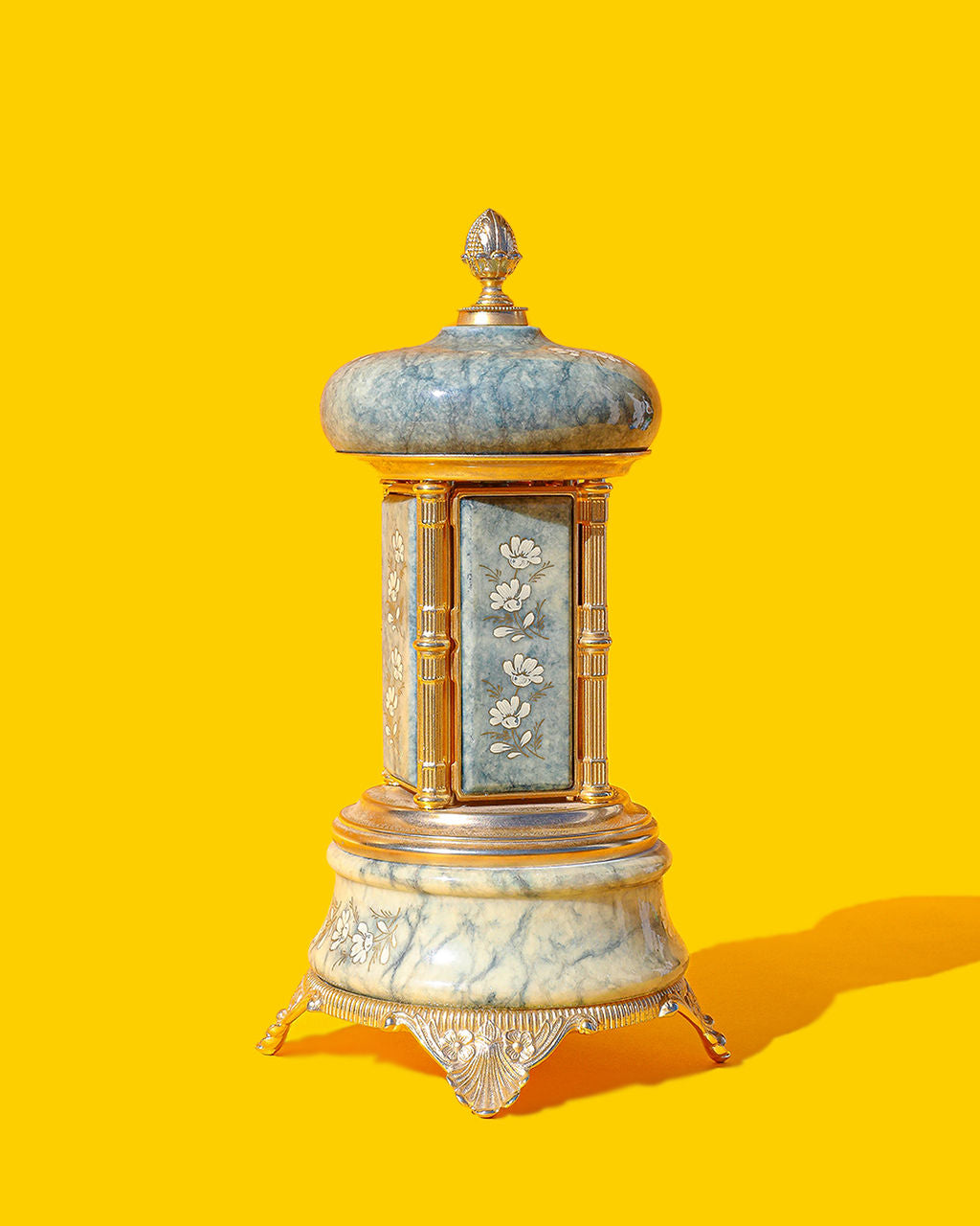 Jade Green Vintage Cigarette Lipstick Holder Carousel Music Box LIBBY